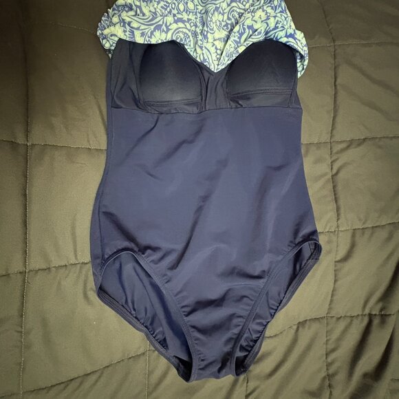 Lands' End SlenderSuit Fauxkini Low Leg One Piece Swimsuit - Size: 4 - NWT - Picture 6 of 13